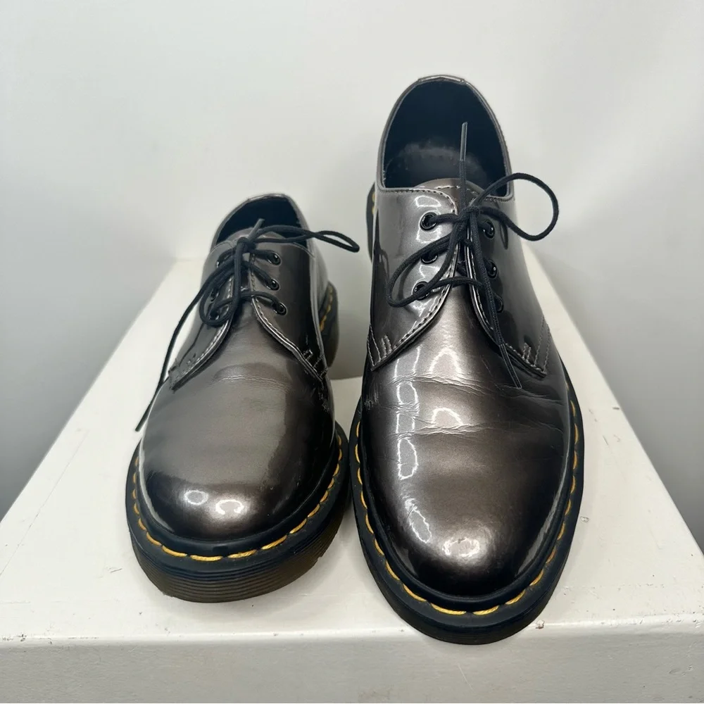 🔴 SOLD Doc Dr Martens Air Wair Shoes Patent Shiny Leather Oxford 10084 Bronzed - Picture 1 of 9